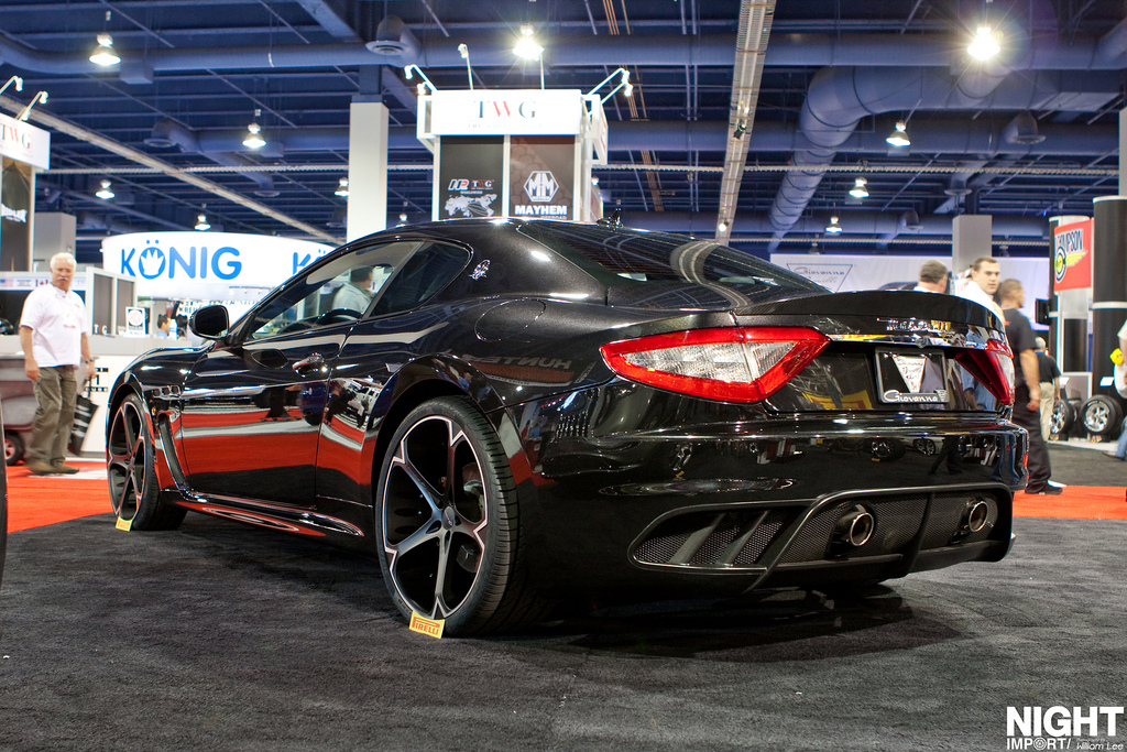 Giovanna Dalar 5V on Maserati Gran Turismo